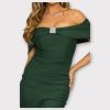 ENOLA ROBE LONGUE À ÉPAULES DÉNUDÉES DE COULEUR UNIE