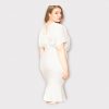 MARY ROBE MI-LONGUE PLISSÉE À ÉPAULES TOMBANTES
